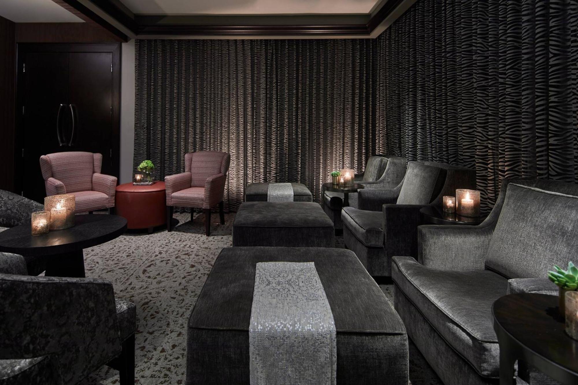 The Battle House Renaissance Mobile Hotel & Spa Buitenkant foto